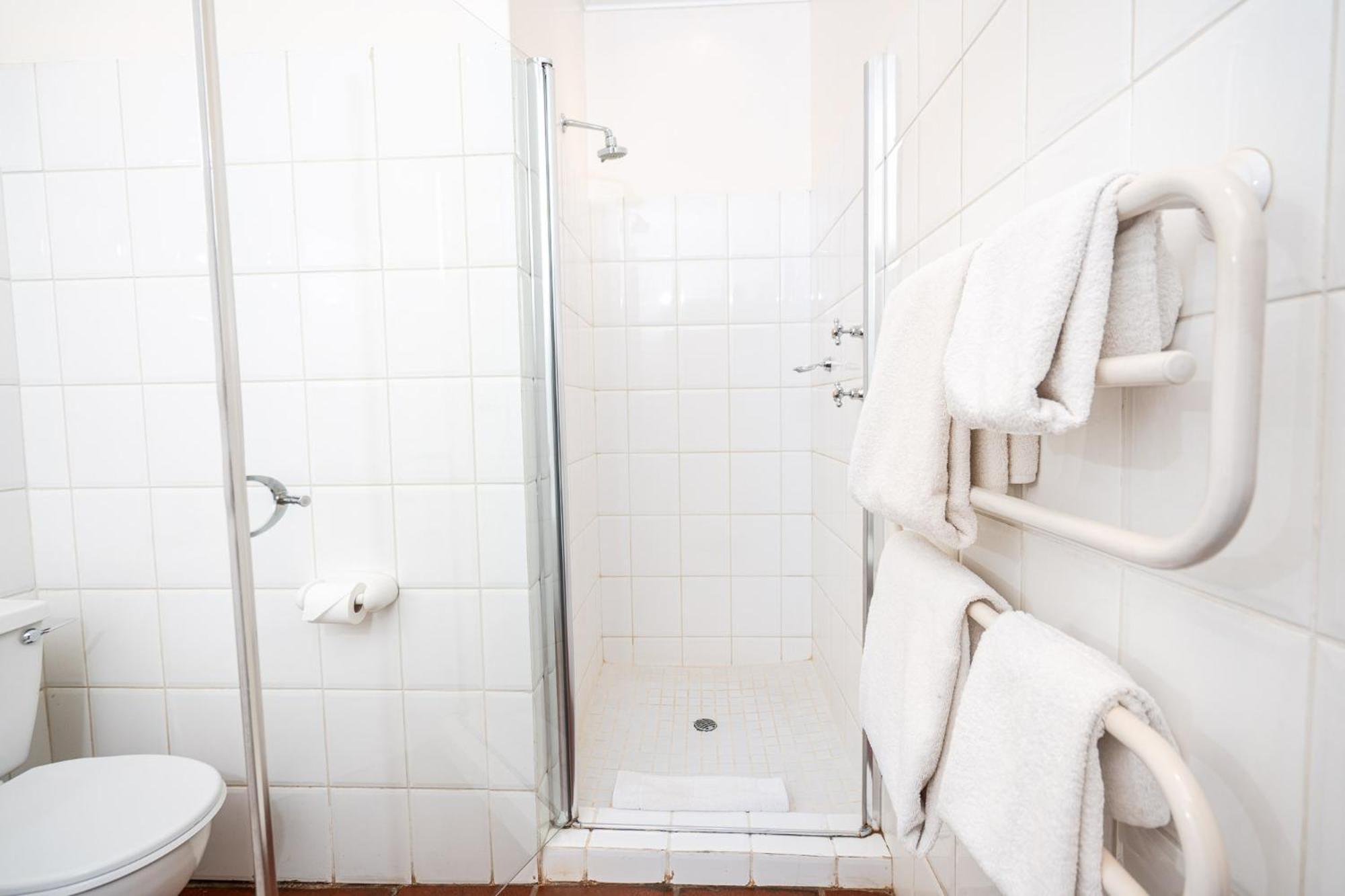 Budmarsh Country Lodge Magaliesburg Zimmer foto